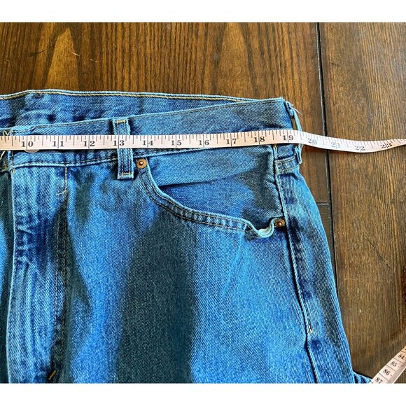 Levi's 505 Jeans Classic Blue Medium Wash Straight Leg Denim Distressed 36 Baggy - Picture 7 of 8